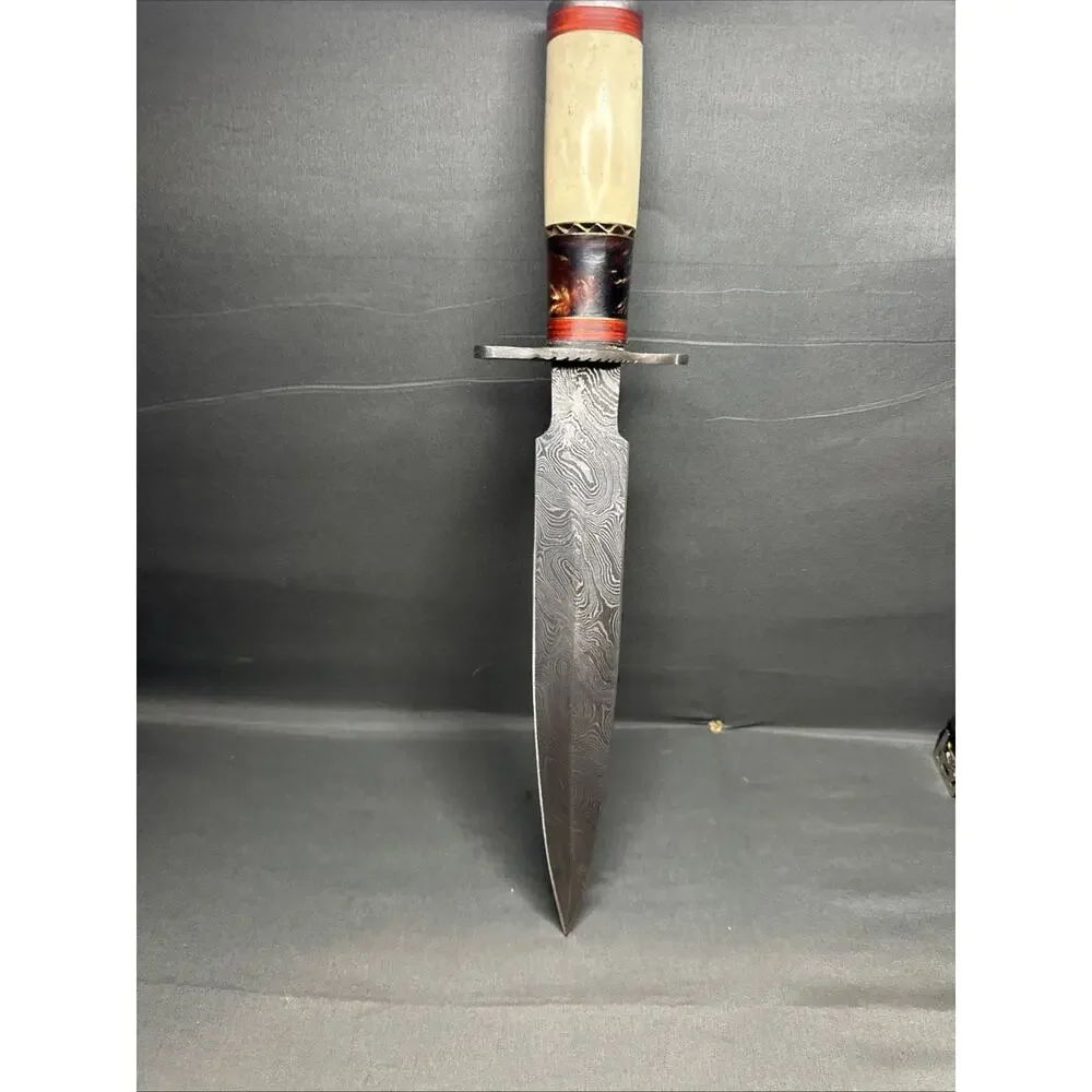 BEAUTIFUL CUSTOM DAMASCUS COLLECTIBLE DAGGER KNIFE MILITARY WORK + LEATHER SHEAT